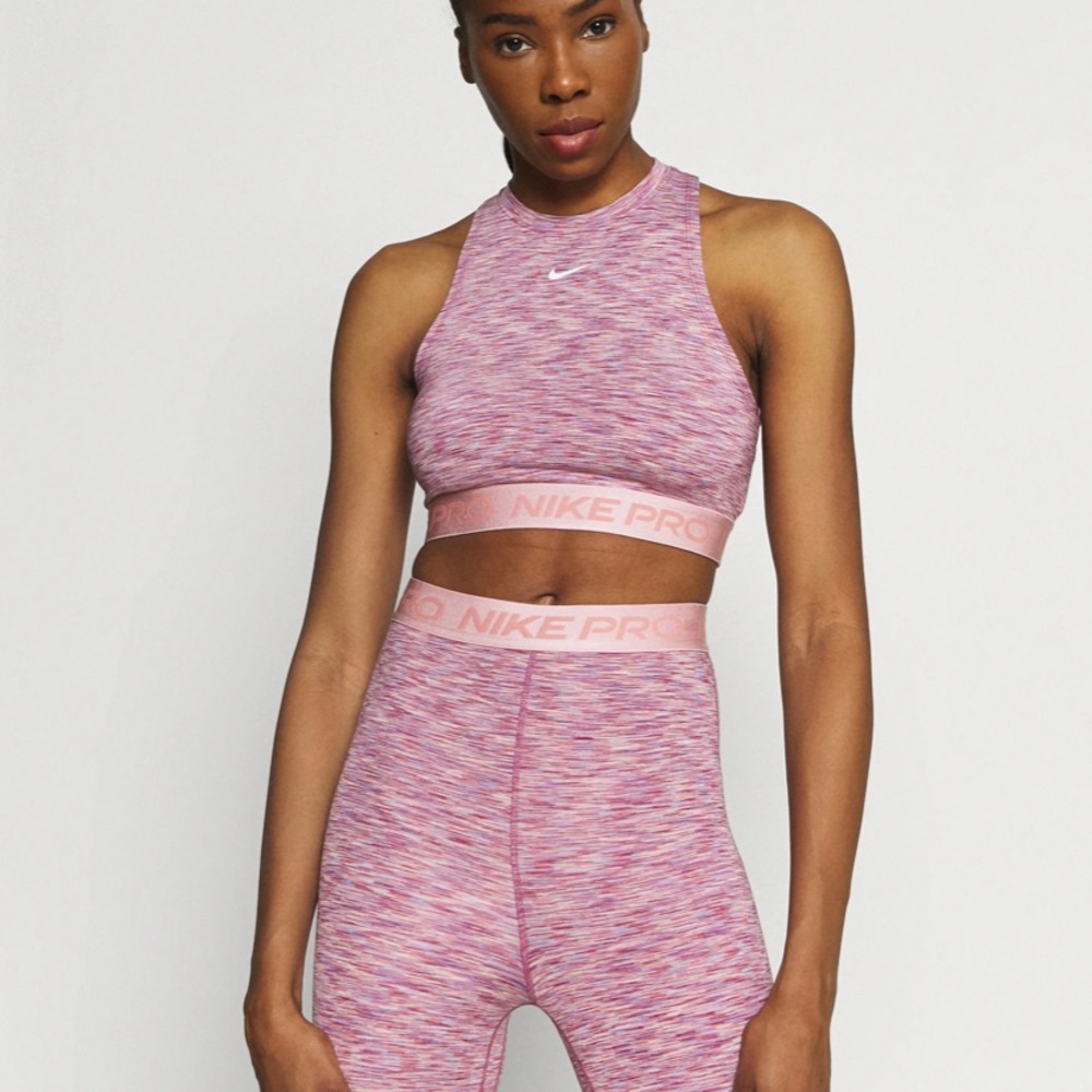 Nike Crop Top - Picture 3 of 4